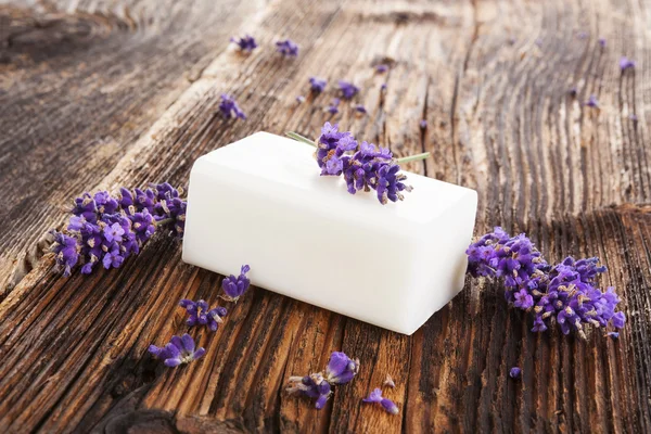 Lavendel Kosmetik Hintergrund. — Stockfoto