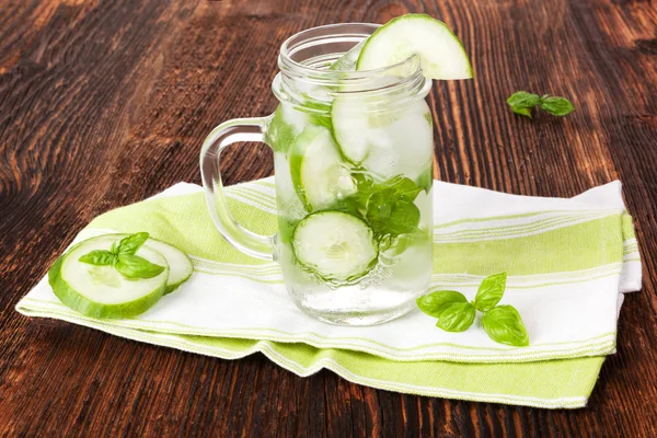 Cucumber and basil lemonade. — Stock Photo, Image