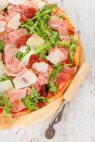 Culinary pizza eating. — Stock Photo, Image