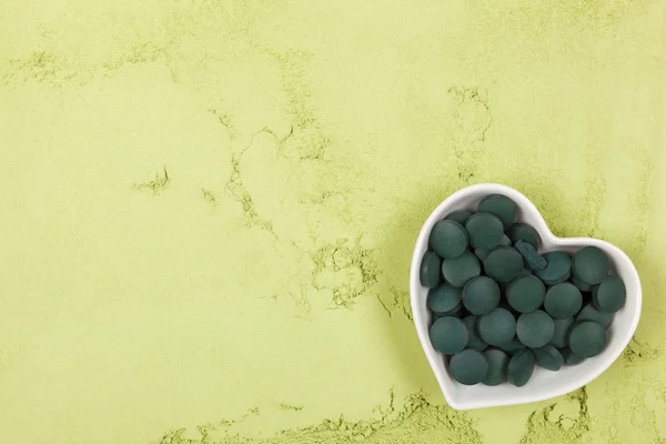 Chlorella ve spirulina arka plan. — Stok fotoğraf