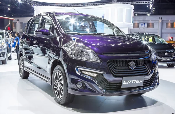 Blauwe Suzuki reeks Ertiga — Stockfoto