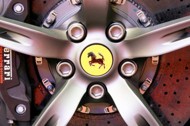 logo of Ferrari on wheel clipart