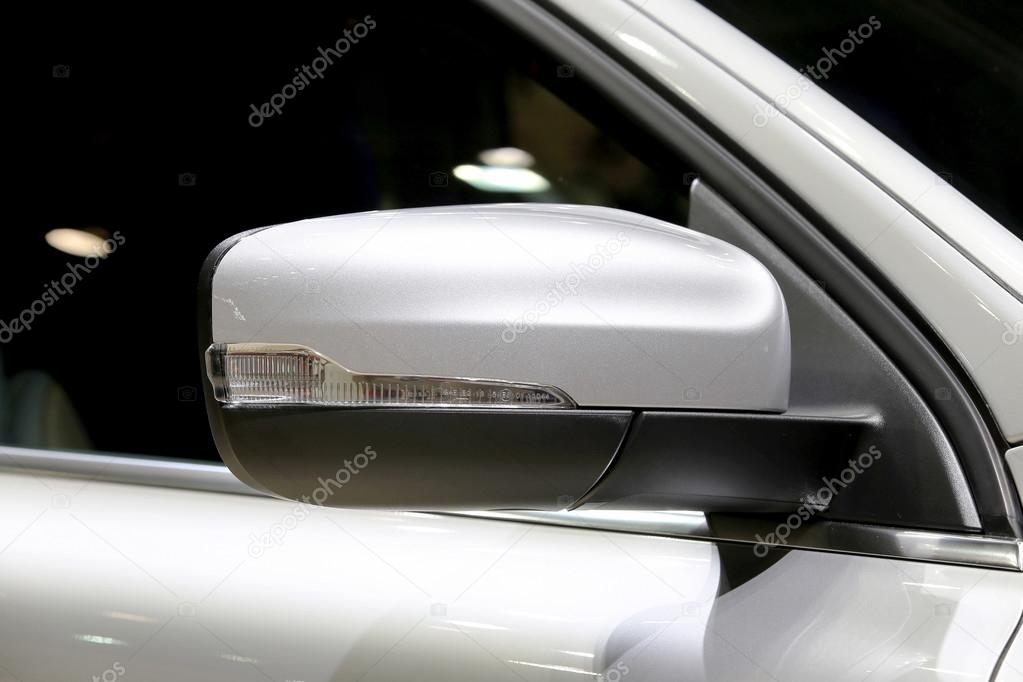 Wing mirror of Volvo series XC60 Stock Editorial Photo © Nanhatai8