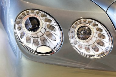 headlight of Bentley series Flying Spur V8