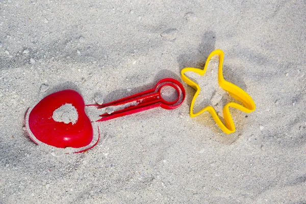 Kleurrijke strand speelgoed — Stockfoto
