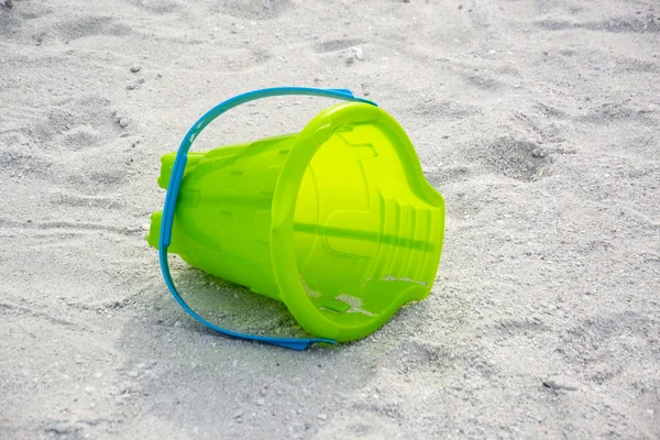 Kleurrijke strand speelgoed — Stockfoto