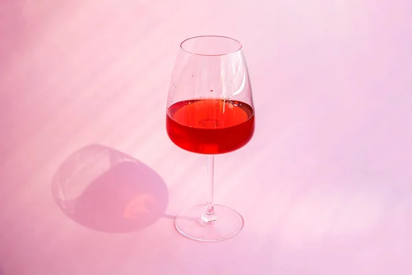 Still Life Red Refreshing Summer Alcoholic Cocktail Drink Strawberry Wine — Stock Photo, Image