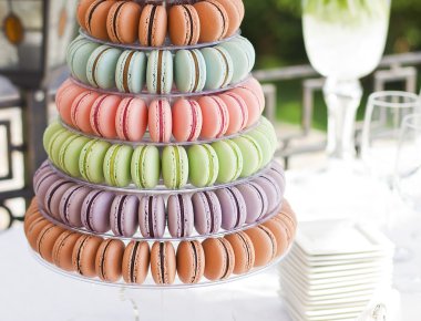 Fransızca macaroons. Çikolata. Düğün bayram. Tatlılar düğün