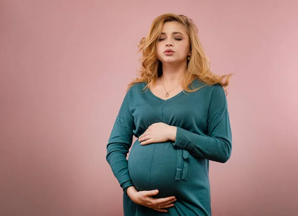 Retrato Una Mujer Embarazada — Foto de Stock
