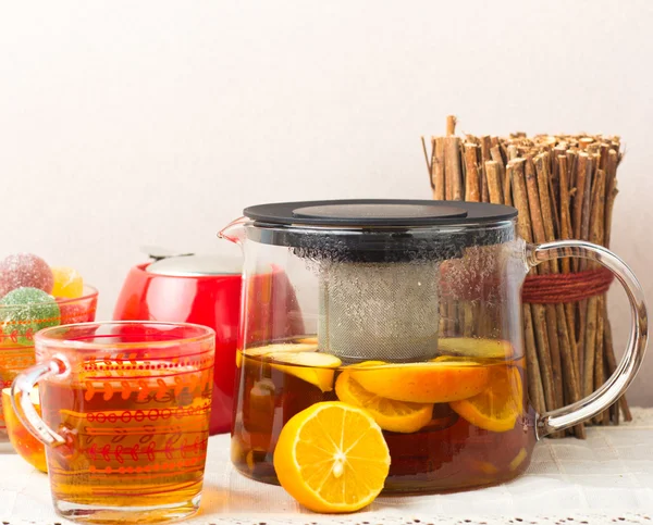 Glass teapot with black tea. Ginger tea with cinnamon. Tea for Health — Stock Photo, Image