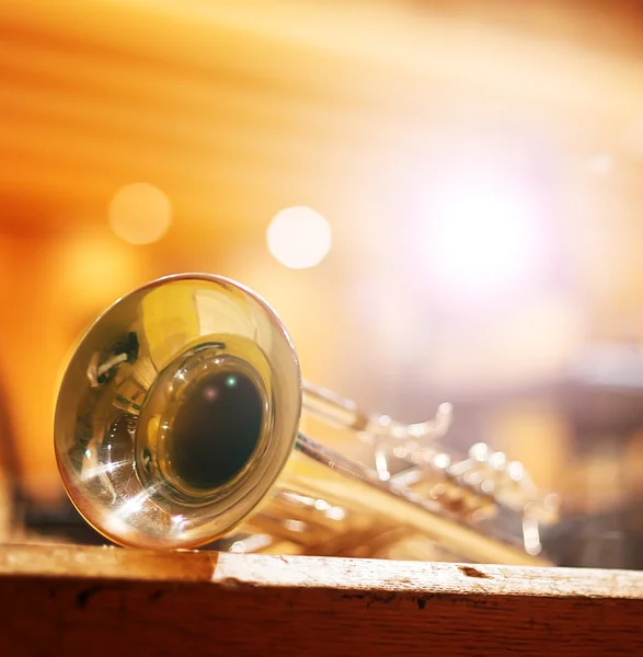 Instrumento de vento. Trombeta. Sala de Concertos. Instrumentos de vento — Fotografia de Stock