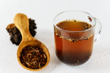 Bardakta Chaga çayı..