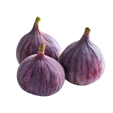 Beyaz arka planda izole edilmiş lezzetli incirler.