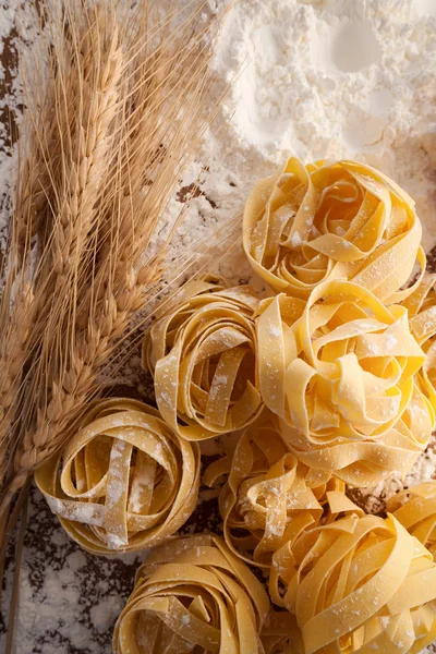 Fettuccine pasta italian food still life rustic close up macro — Stock Photo, Image