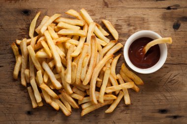 patates kızartması Fransız ketçap natürmort düz lay