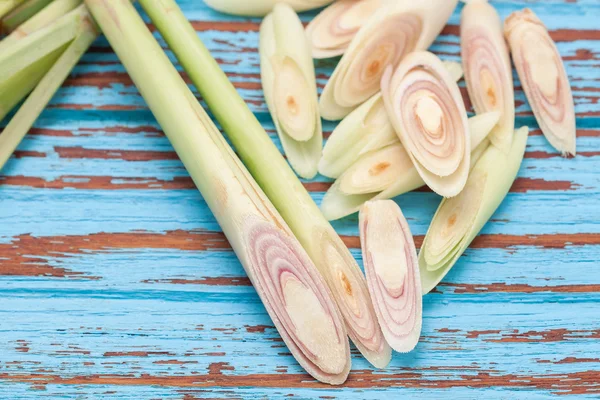 Lemongrass slice aromatic  fresh fragrant  tom yam ingredient — Stock Photo, Image