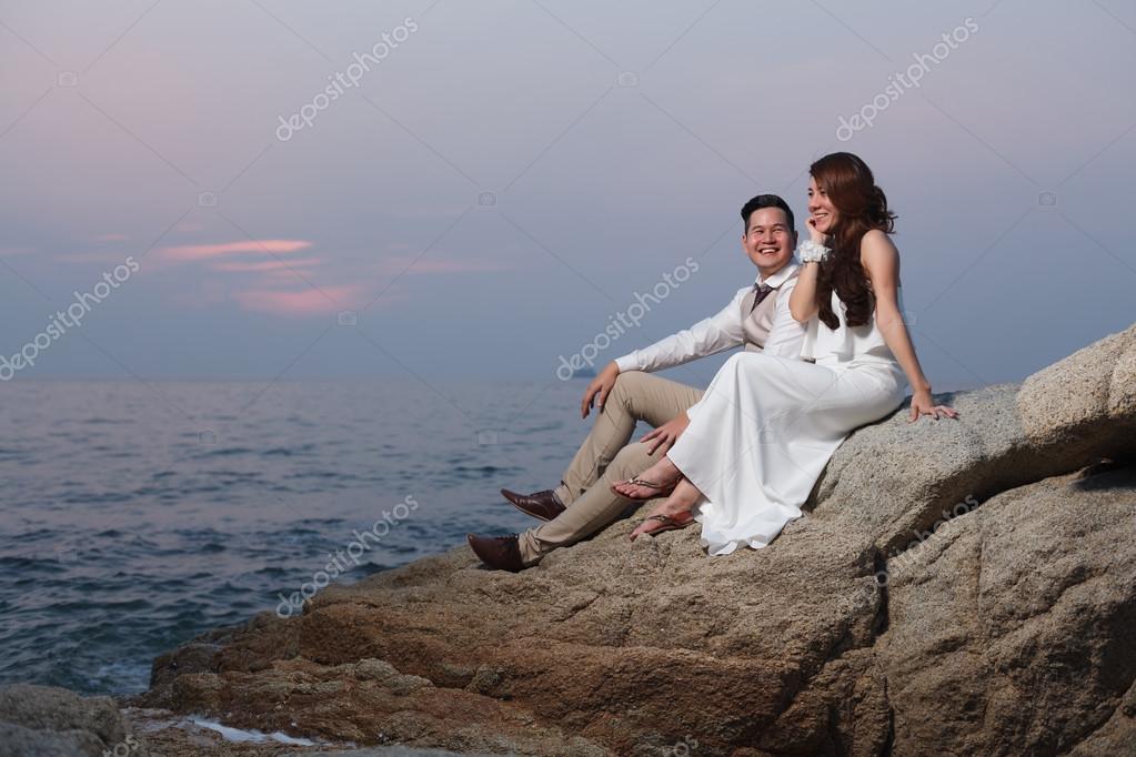 Pre wedding outdoor romantic Stock Photo by ©phasinphoto 87723168