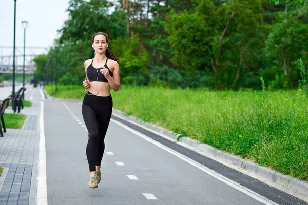 Correndo Mulher Asiática Pista Corrida Bom Dia Correr Atleta Treina — Fotografia de Stock