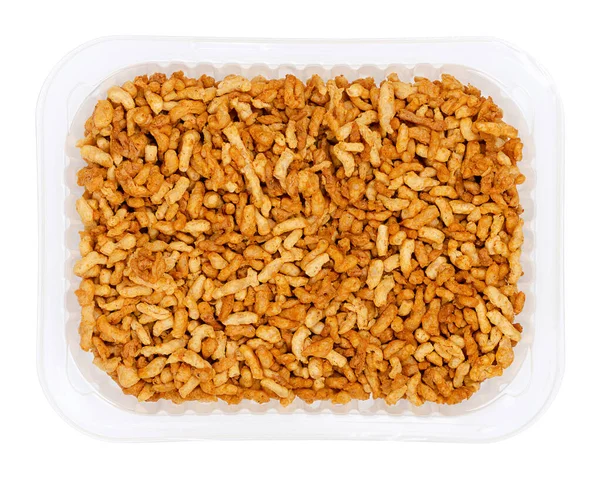 Plastik bir tepside et kıyması. Baharatlı bezelye proteinine dayalı, kıyma makinesinden geçirilmiş, kıyma makinesinin yerine ve alternatifi. Yukarıdan beyaz üzerine yakın plan, yemek fotoğrafı..