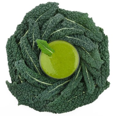 Yukarıdan fotoğrafı Kale ile Yeşil Smoothie