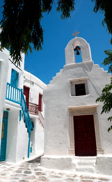 Καμπαναριό στο blue sky στην Μύκονο, Ελλάδα — Φωτογραφία Αρχείου