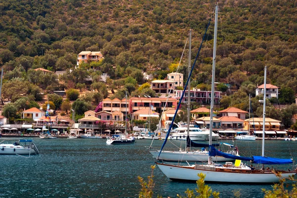 Basiliki tradycyjne wioski na wyspie lefkas, Grecja — Zdjęcie stockowe