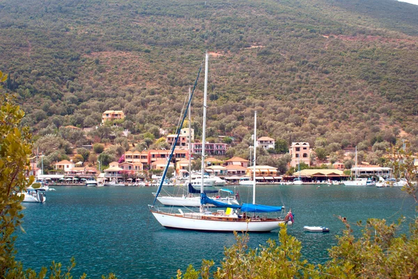 Basiliki tradycyjne wioski na wyspie lefkas, Grecja — Zdjęcie stockowe