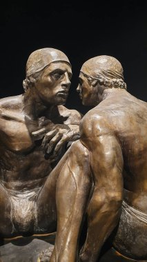 Ankara, Türkiye - 07 Aralık 2019: Çağdaş Sanatçı Jorge Marin 'in Bronz Heykeli, Ankara, Türkiye.