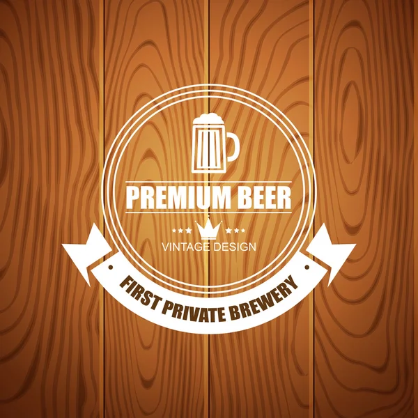Logotipo de cerveza para cervecería, cervecería, restaurante, pub, bar sobre fondo de madera — Archivo Imágenes Vectoriales