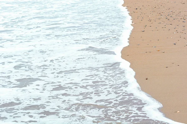 Vita Vågor Medelhavet Stranden — Stockfoto