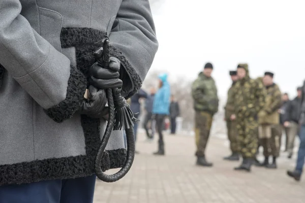 Cossack zweep in de rouw rally gewijd aan Boris Nemtsov moord, Voronezh, Rusland. — Stockfoto