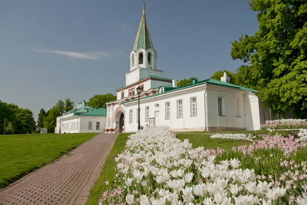 Ön kapı kompleks Kolomenskoye (1672-1673) Moskova, Rusya.
