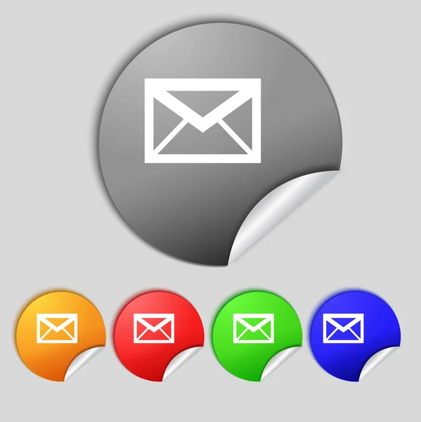 Mail-Symbol. Umschlag-Symbol. Botschaftsschild. Navigationstaste Farbtasten setzen — Stockfoto