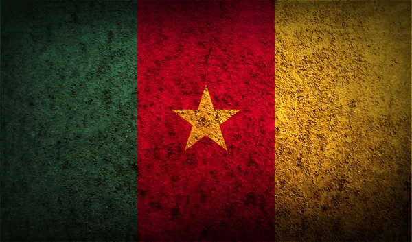 Flagge Kameruns mit alter Struktur. — Stockvektor