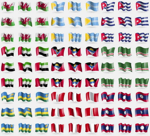 Pays de Galles, Tuva, Cuba, Émirats arabes unis, Antigua-et-Barbuda, République tchétchène d'Ichkeria, Rwanda, Pérou, Laos. Grand ensemble de 81 drapeaux. Vecteur — Image vectorielle