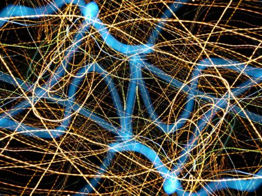 Hafif boya. Neon parıltısı. Simetri ve yansıma. Şenlik dekorasyonu. Bulanık arkaplan. Parlak doku. Parlak desen. Poster, broşür, el ilanı ve kart için yaratıcı grafik tasarımı. Ağ, kumaş ve örtü için arkaplan.