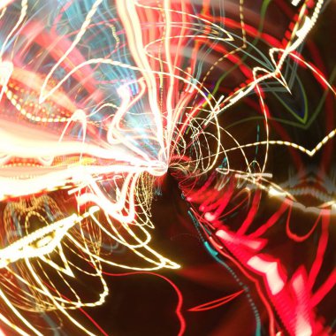 Fraktal soyut arkaplan. Işık efektleri. Neon parıltısı. Şenlik dekorasyonu. Renkli desen. Geometrik doku.