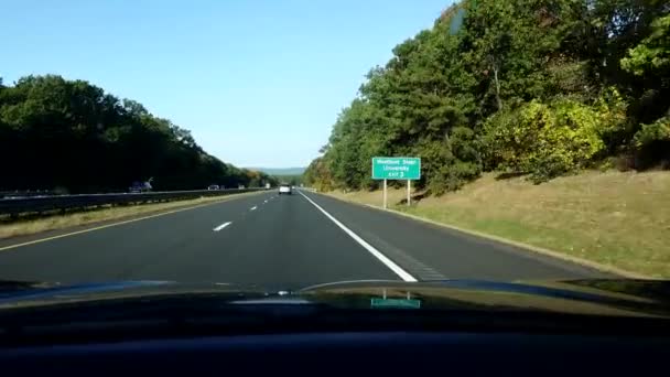 Boston Massachusetts Usa Samochody Jadące Autostradzie Massachusetts — Wideo stockowe