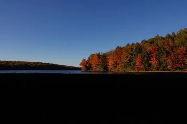 Cornwall Usa Höstlövverk Och Höstfärger Vid Wangum Lake — Stockfoto