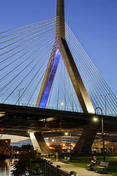 Boston Massachusetts Usa Leonard Zakim Bunker Hill Memorial Bridge Éjjel — Stock Fotó