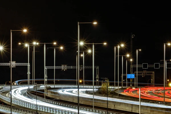 Στοκχόλμη Σουηδία Κυκλοφορία Νύχτα Στον Αυτοκινητόδρομο — Φωτογραφία Αρχείου