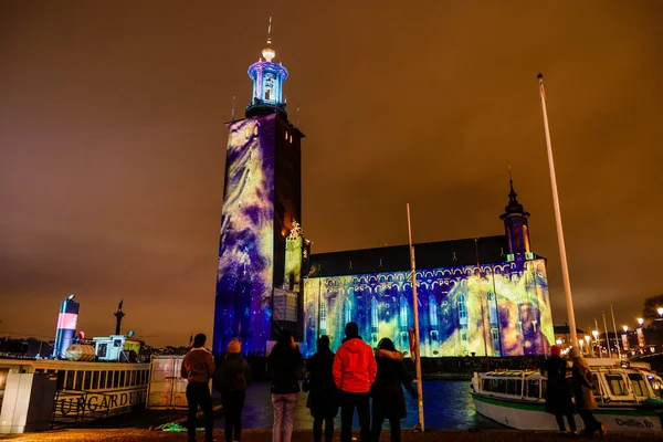 Estocolmo Suecia Ayuntamiento Estocolmo Iluminado Por Espectáculo Luces Para Conmemorar — Foto de Stock