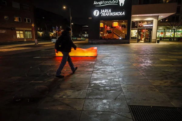 Stockholm Svédország Egy Gyalogos Alvsjo Külvárosában Téren — Stock Fotó