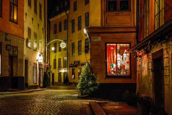 Estocolmo Suécia Uma Rua Calçada Chamada Osterlanggatan Gamla Stan Cidade — Fotografia de Stock