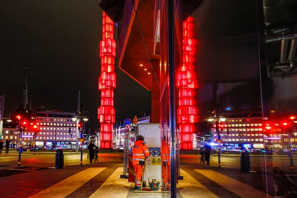 Stockholm Zweden Sergels Torg Nachts Het Centrum Van Stad Weerspiegeling — Stockfoto