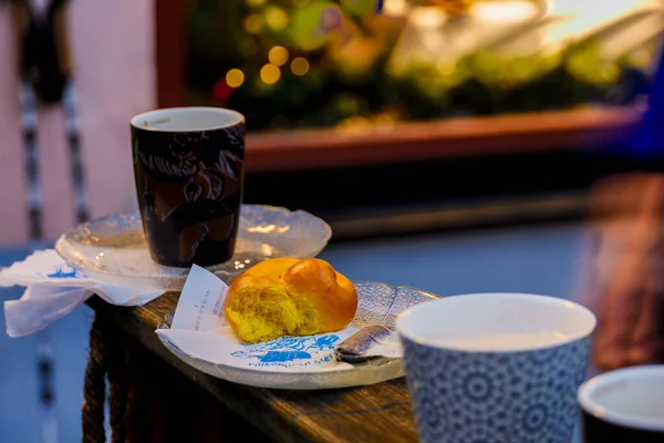 Stockholm Sweden Half Eaten Saffron Bun Outdoors Plate Bakery Shop — Stock Photo, Image