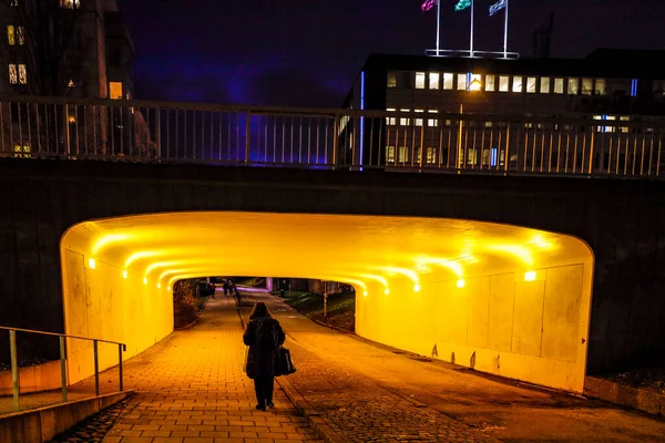 Stockholm Schweden Ein Fußgängertunnel Vorort Huvudsta Der Nacht — Stockfoto