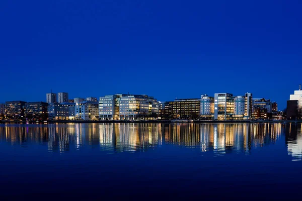 瑞典斯德哥尔摩 Liljeholmskajen的地平线 — 图库照片