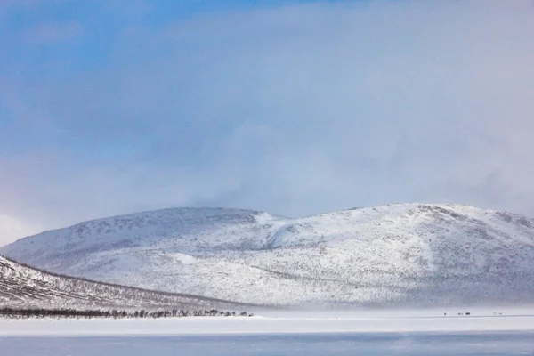 Tornestrask Sverige Ett Snöigt Och Arktiskt Landskap Över Tornetrask Sjön — Stockfoto