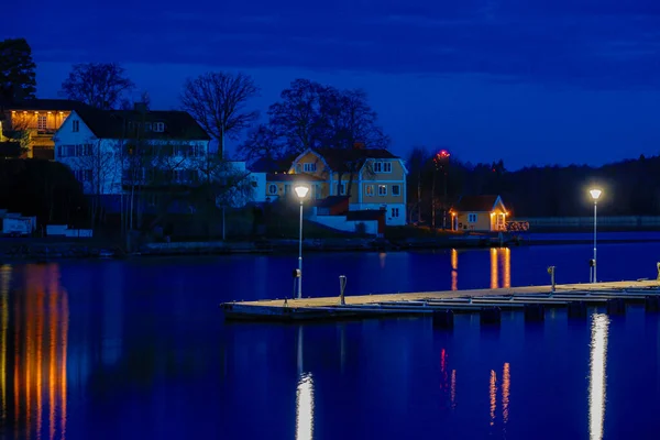 Estocolmo Suecia Una Vista Nocturna Isla Lidingo Embarcadero — Foto de Stock